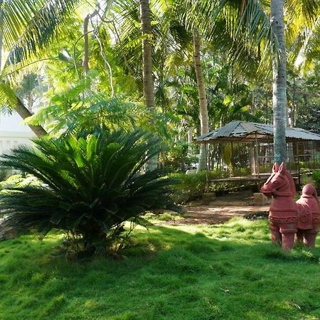 Rk Resorts Karaikal Extérieur photo