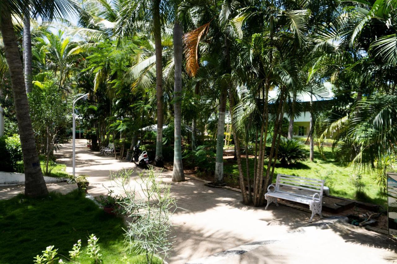 Rk Resorts Karaikal Extérieur photo
