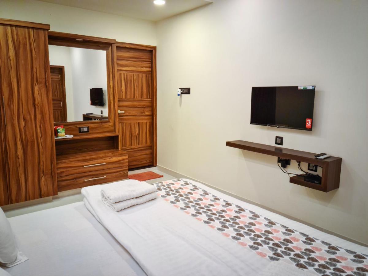 Rk Resorts Karaikal Extérieur photo